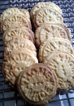 A picture of 'V' home made cookies.