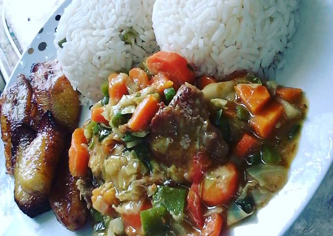 Grilled Turkey In Cabbage Sauce