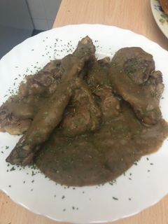 Una foto de 258. Chuletas de cordero con salsa de castañas (principal carne)