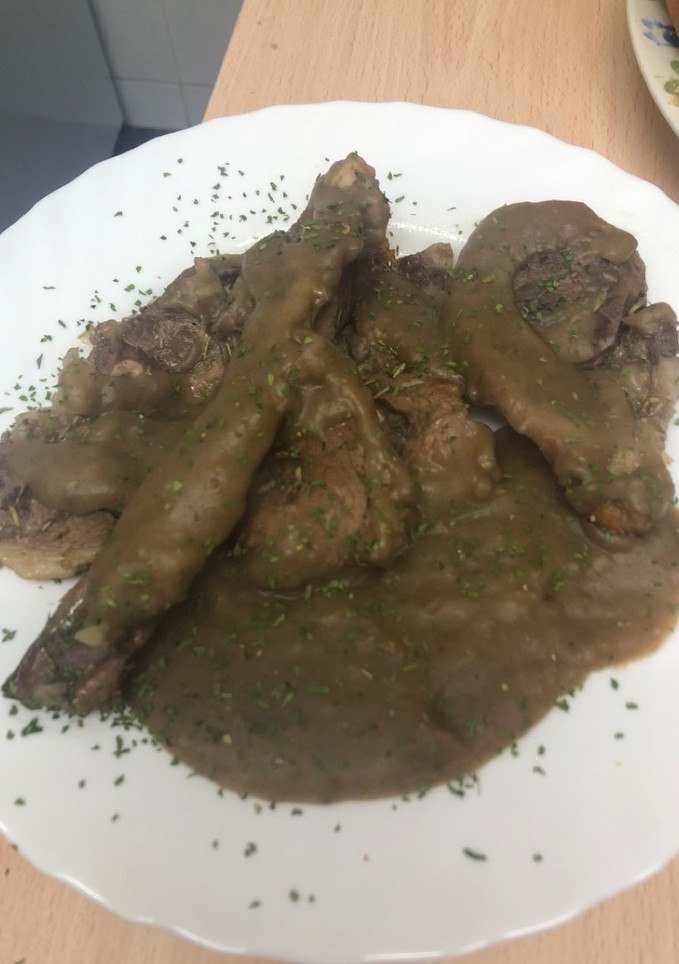 Una foto de 258. Chuletas de cordero con salsa de castañas (principal carne)