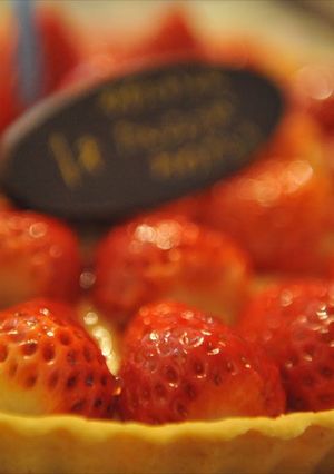 A picture of Authentic Strawberry Tart with Simple Ingredients.