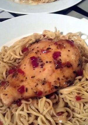 A picture of Vickys Sweet Chilli Chicken & Noodles, GF DF EF SF NF.