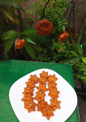 লিটিল স্টার পটাটো স্মাইলি (little star potato smiley recipe in Bengali) রেসিপির প্রধান ছবি