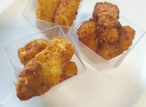 Foto principal de Tiras de pollo rebozadas con machacado de patatas fritas