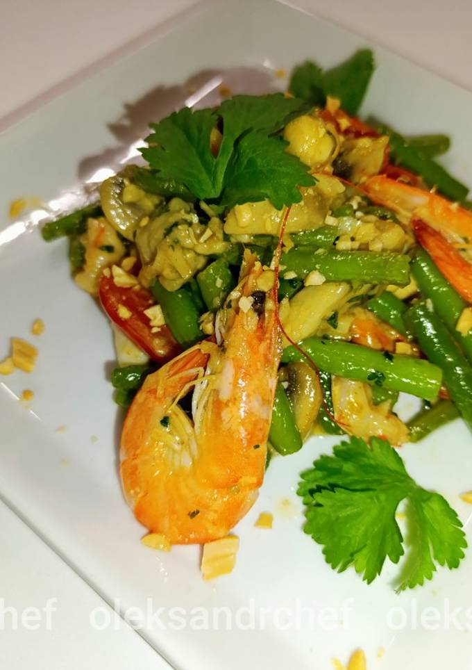 Спаржева квасоля🫛 з морепродуктами/Asparagus beans with seafood