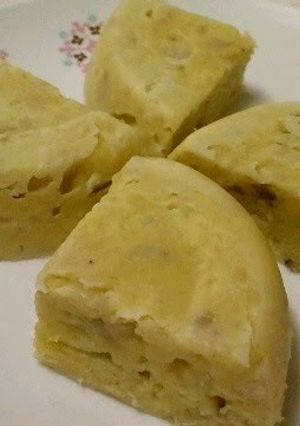 A picture of Microwaved Moist Steamed Banana Cake.