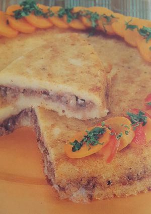 A picture of Mashed potato souffle pie.