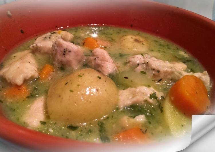 Simple Way to Make Homemade Slow Cooker Chicken Stew