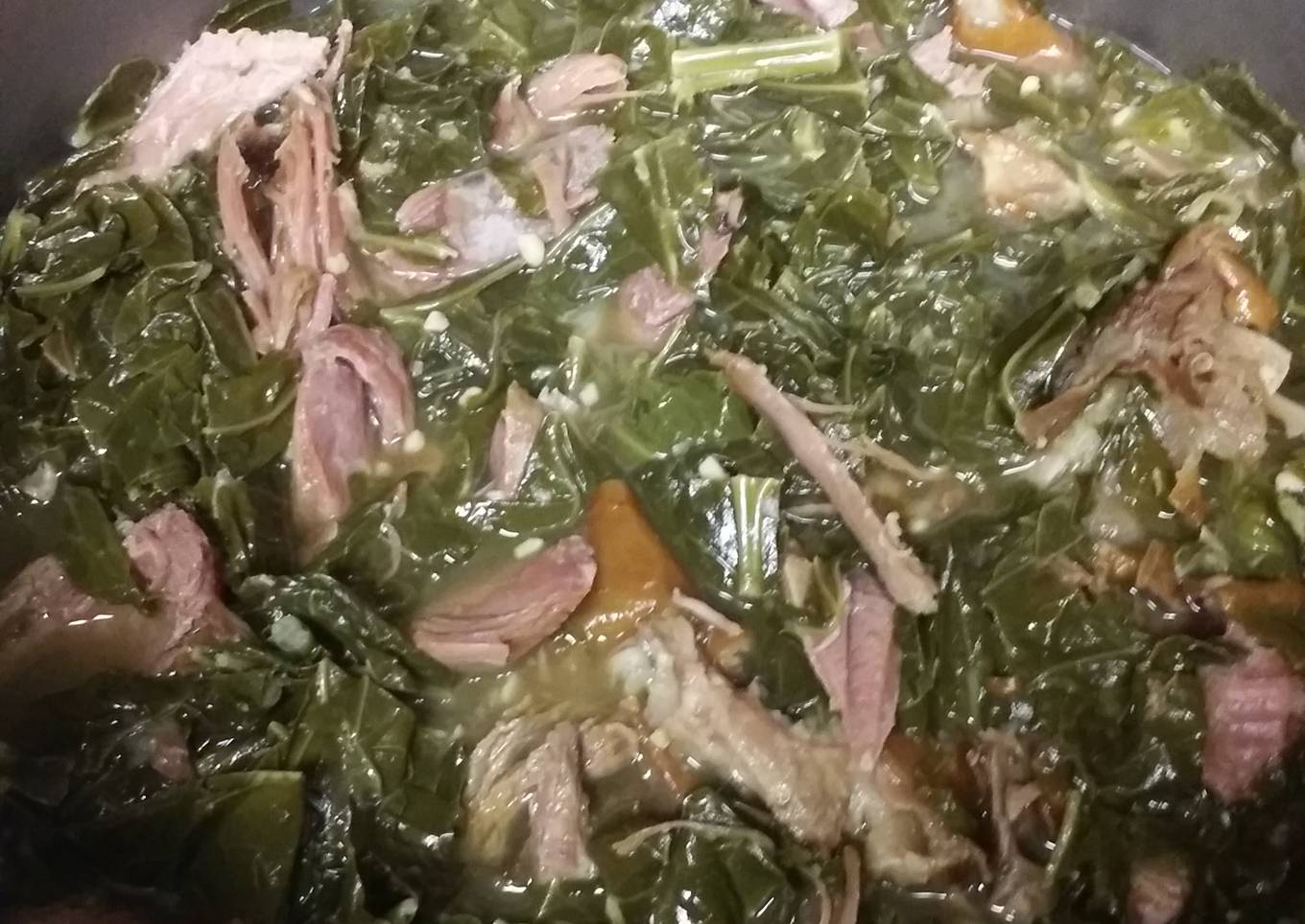 Collard Greens with Smoked Turkey Leg