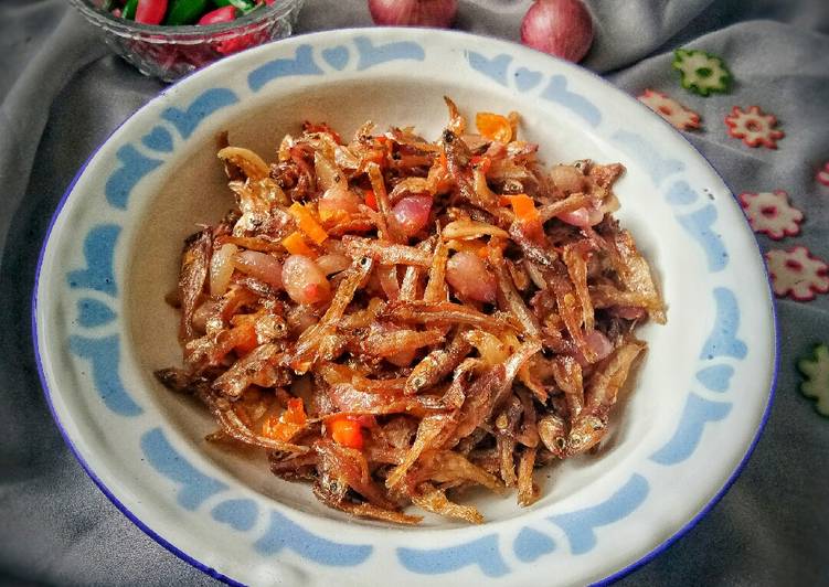 Tumis Bawang Merah Teri
