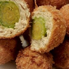 A picture of Minced Chicken Cutlets with Brussels Sprouts.