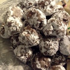 A picture of Rum Balls.