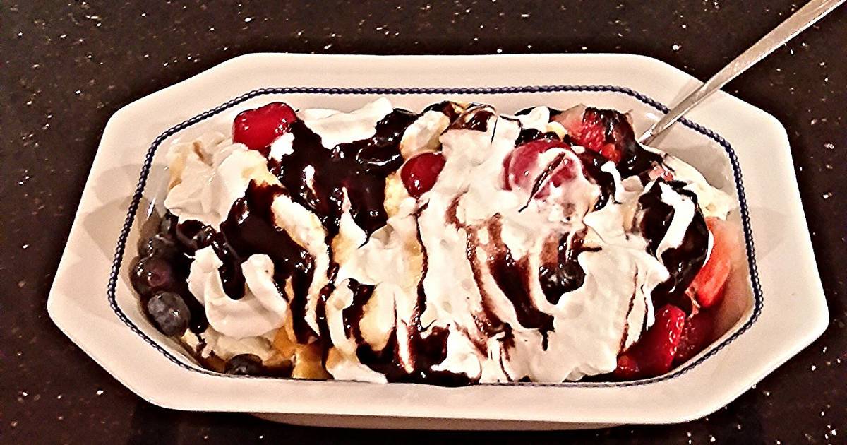 Fresh Fruit Banana Split Recipe By Fenway Cookpad