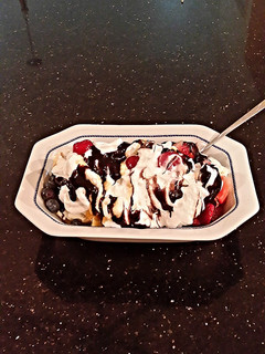 A picture of Fresh Fruit Banana Split.