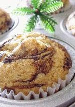 A picture of Marbled Banana Muffins.