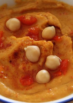 A picture of Peppadew hummus.