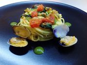 Una foto di cavolo nero pasta