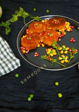 पोहा कटलेट - मिक्स व्हेज (poha cutlets mix veg recipe in marathi) रेसिपी चे मुख्य फोटो 