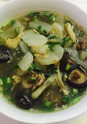 Hình của món Canh củ năng.