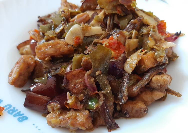 Teri Terong Tempe Cabe Ijo Teri Terong Tempe Cabe Ijo