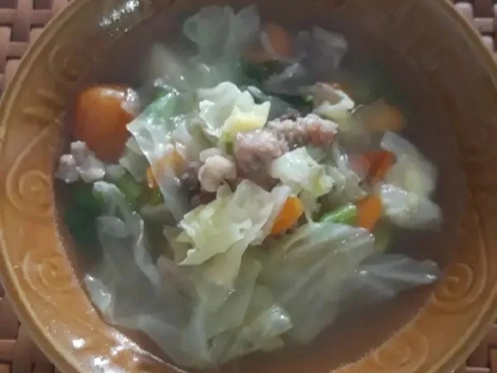 Langkah Mudah untuk Menyiapkan Resep Sayur sop tetelan sapi Anti Ribet, Menggugah Selera