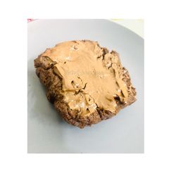 A picture of Nutella brownie in microwave 1 minute.