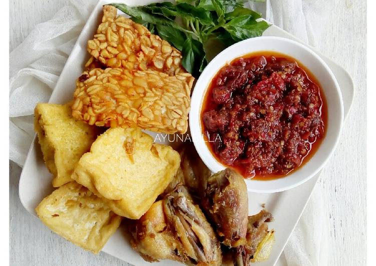 Ayam Tahu Tempe Ungkep