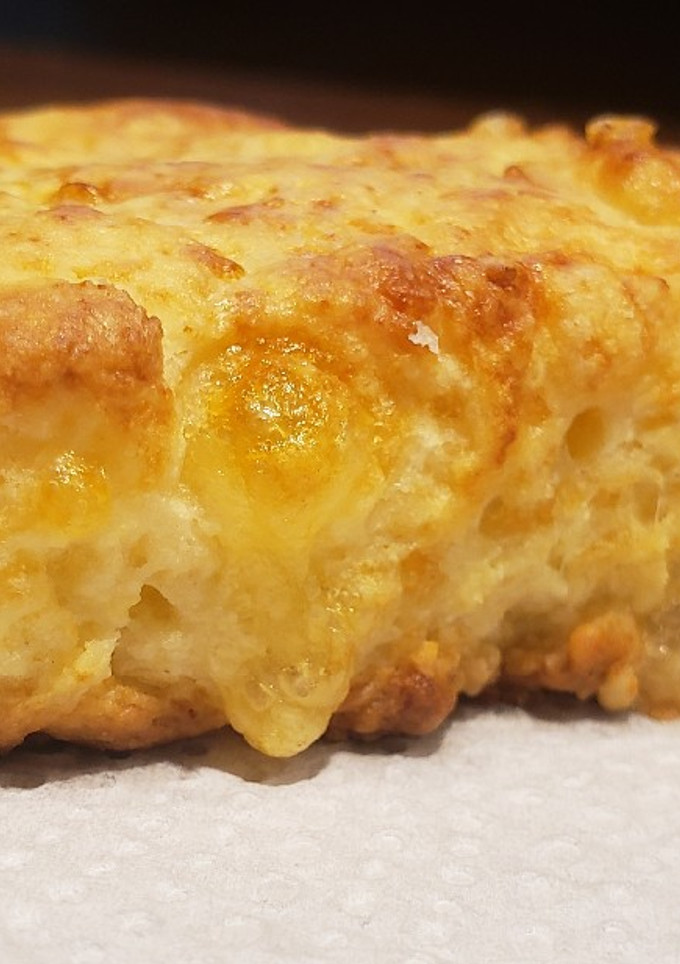 Una foto de Scones de queso 🧀