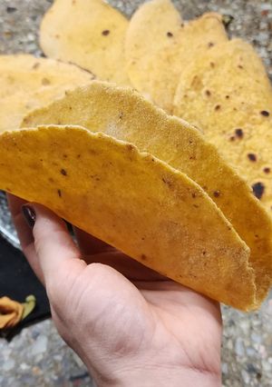 Una foto de Tortillas de harina de maíz y harina de trigo - Ideal tacos - mi receta!