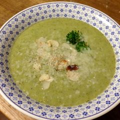 A picture of Creamy Broccoli Potato Soup .