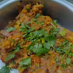 A picture of Winter special big size brinjal bartha.