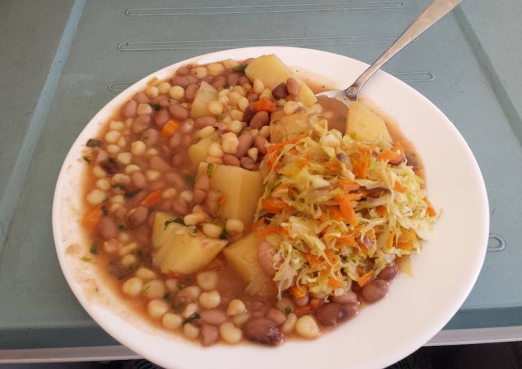 Recipe of Super Quick Homemade Githeri with Potato and Cabbage salad