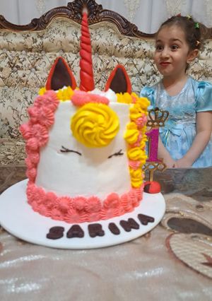 عکسی از دستور تزئین کیک تک شاخ