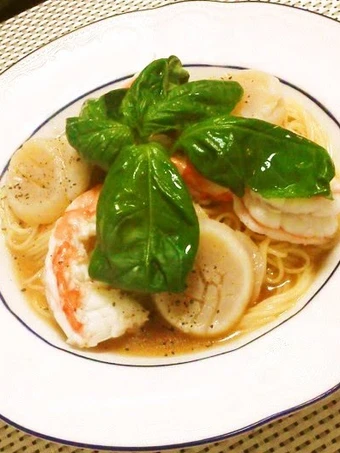 Recipe Chilled Tomato Pasta with Shrimp &amp; Scallops the Delicious So Delicious