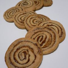 A picture of Swirly Flat Cookies.
