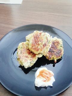 A picture of Zucchini Patties.