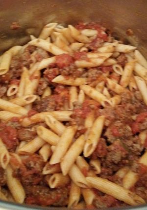 A picture of Spaghetti with Meat Sauce.