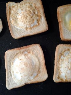 A picture of Egg in the hole.