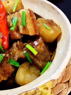 Hình của món Thịt Ba Rọi Kho Củ Cải Nước Tương.