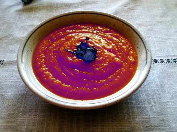 Easy Steps to Prepare Recipes Sweet Potato &amp;amp; Carrot Soup the Delicious Tasty.