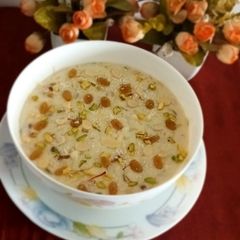 A picture of Sawayan nuts firni.