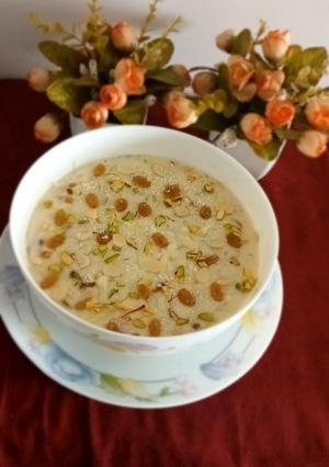 A picture of Sawayan nuts firni.