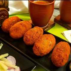A picture of Kolkatas famous beetroot chop.