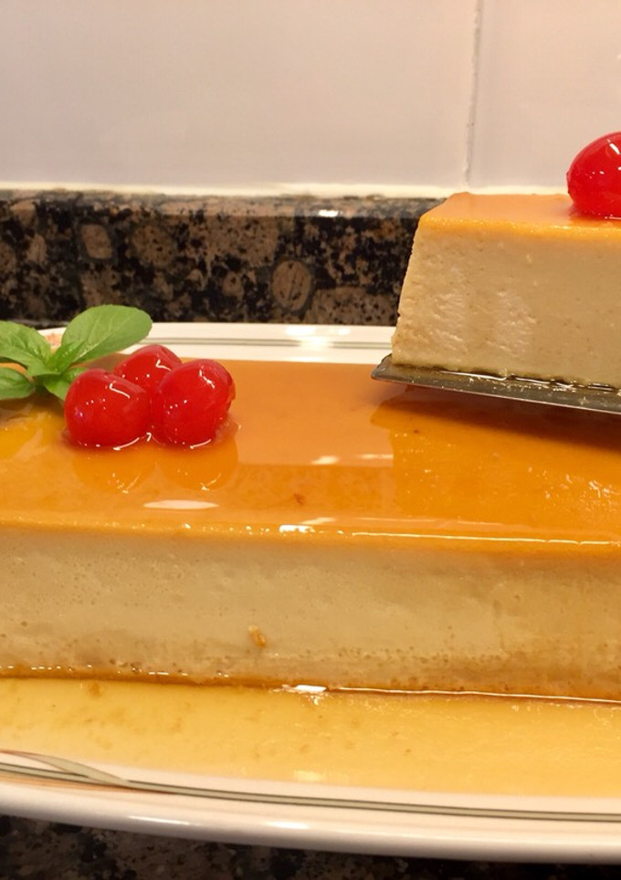 Una foto de Flan de Baileys