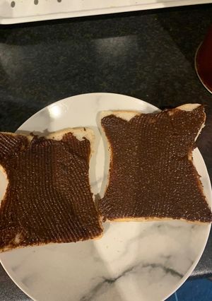 A picture of Walnut chocolate spread.