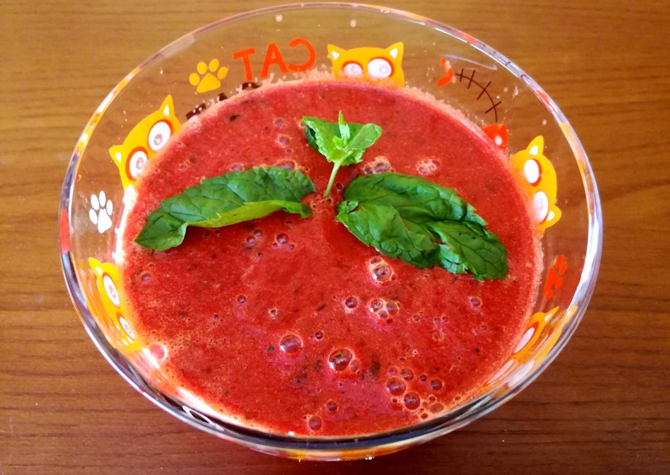Gazpacho de sandía y remolacha