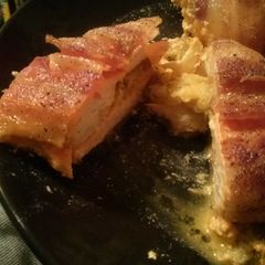 A picture of Bacon Breast Straps.