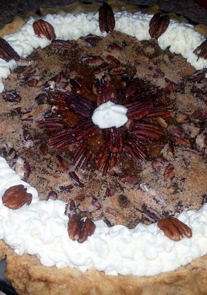 A picture of ~Sweet Potato Pie with Pecan Crumble~.