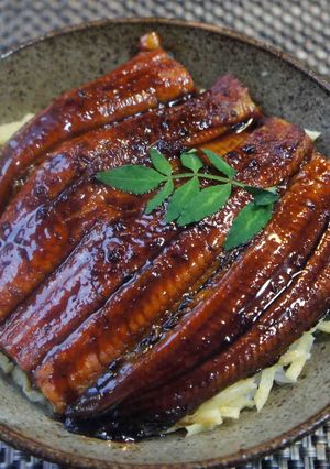 A picture of How to Make and Grill Unadon Sauce.