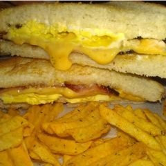 A picture of Breakfast Sandwich.